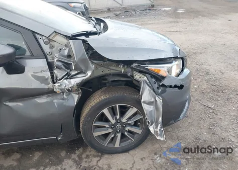 2021 Nissan Versa Sv Xtronic Cvt z USA, uszkodzony, nr VIN 3N1CN8EV5ML818420